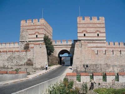 City Walls of Constantinople Tour